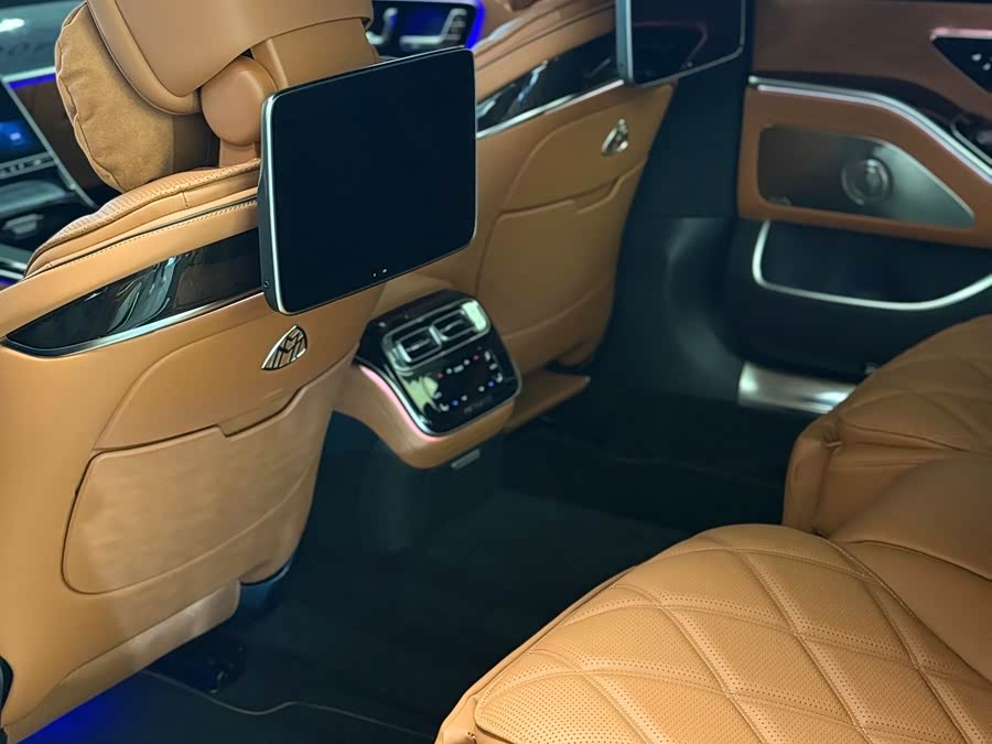 Mercedes-Benz Maybach S-Class 2025