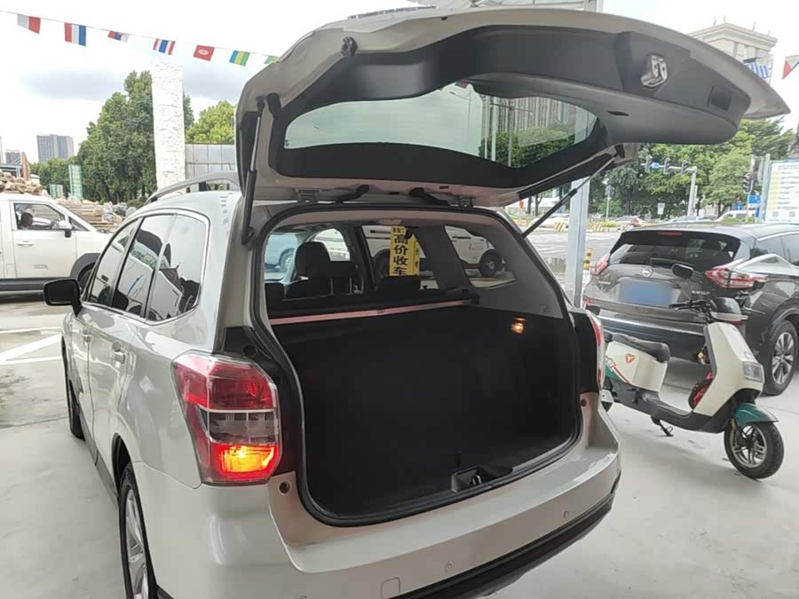 Subaru Forester 2014 — фото 19