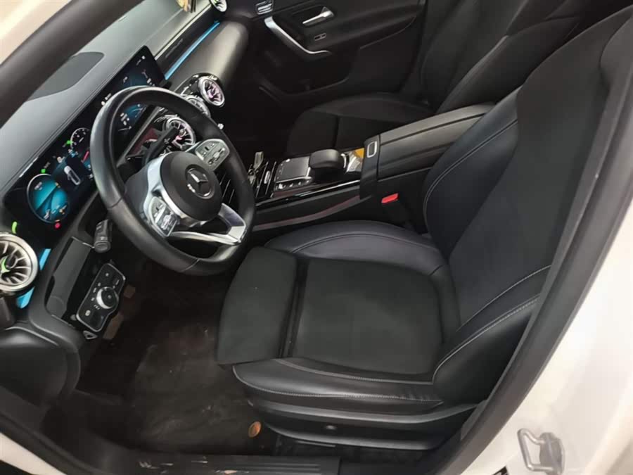 Mercedes-Benz A-Class 2022 — фото 15