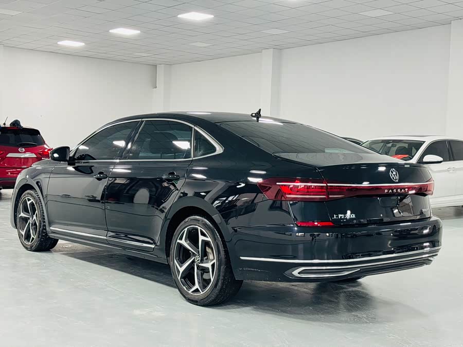 Volkswagen Passat 2024