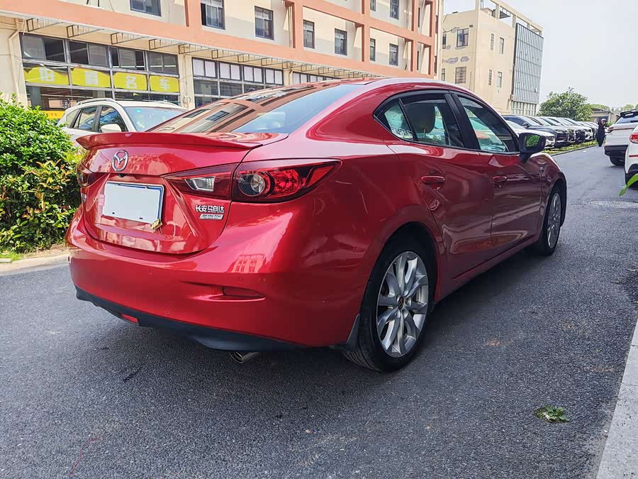 Mazda 3 Angkesela 2014