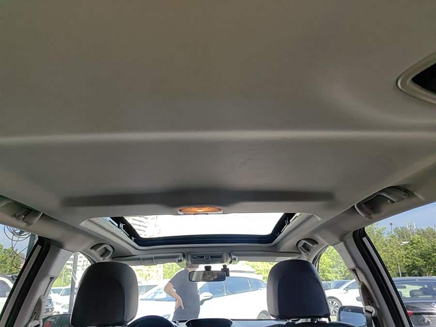 Subaru Forester 2014 — фото 18