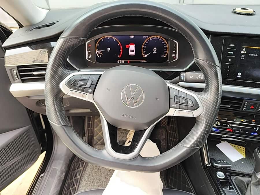 Volkswagen Passat 2022 — фото 11