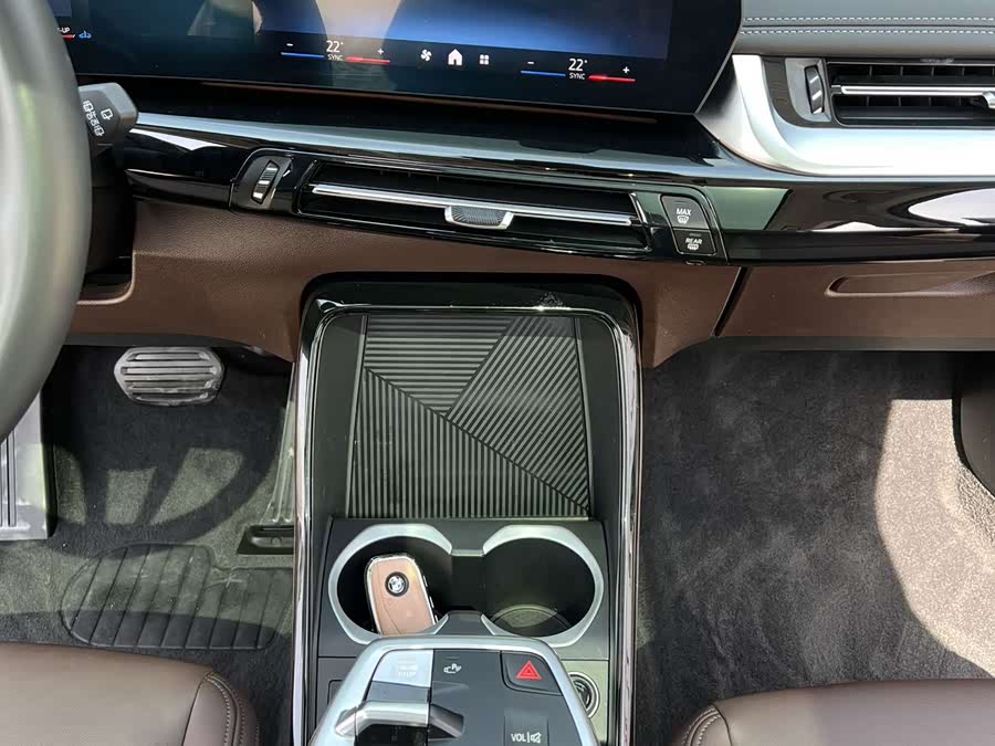 BMW X1 2023 — фото 16
