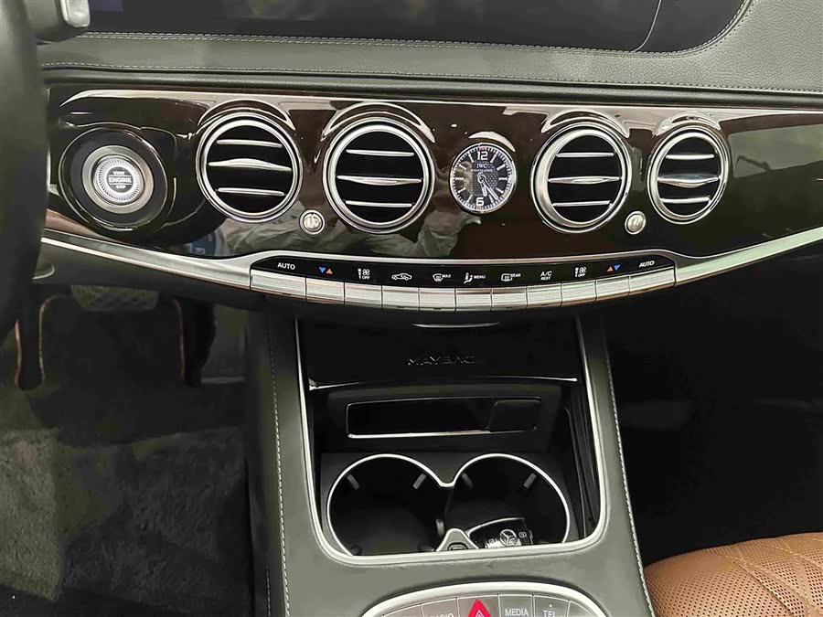 Mercedes-Benz Maybach S-Class 2020 — фото 10
