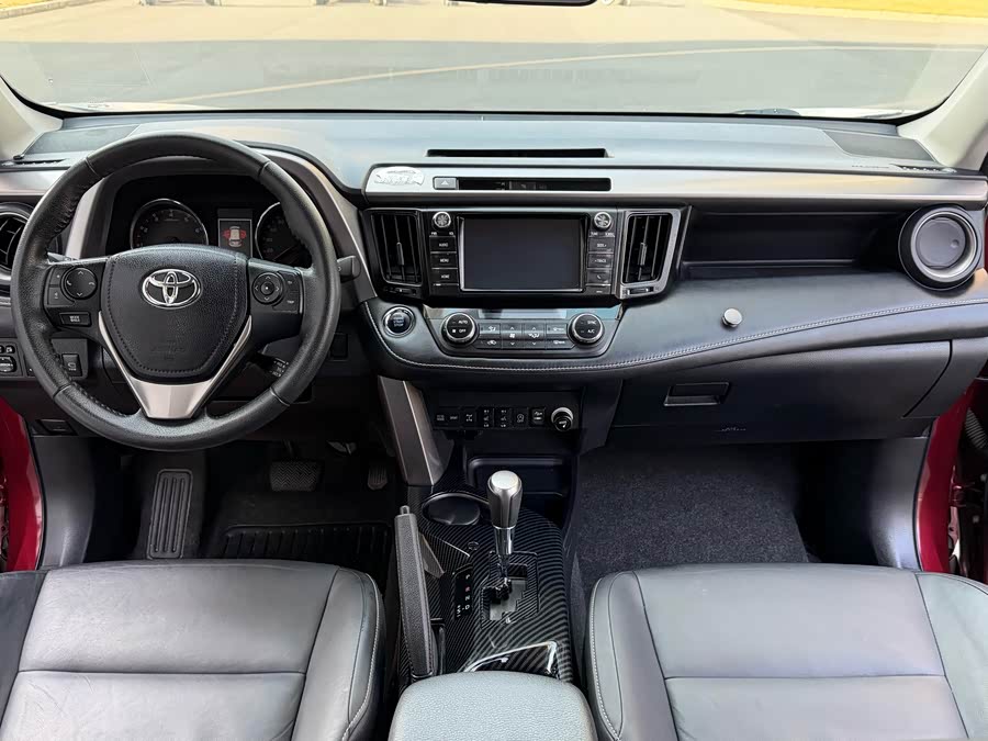Toyota RAV4 2016