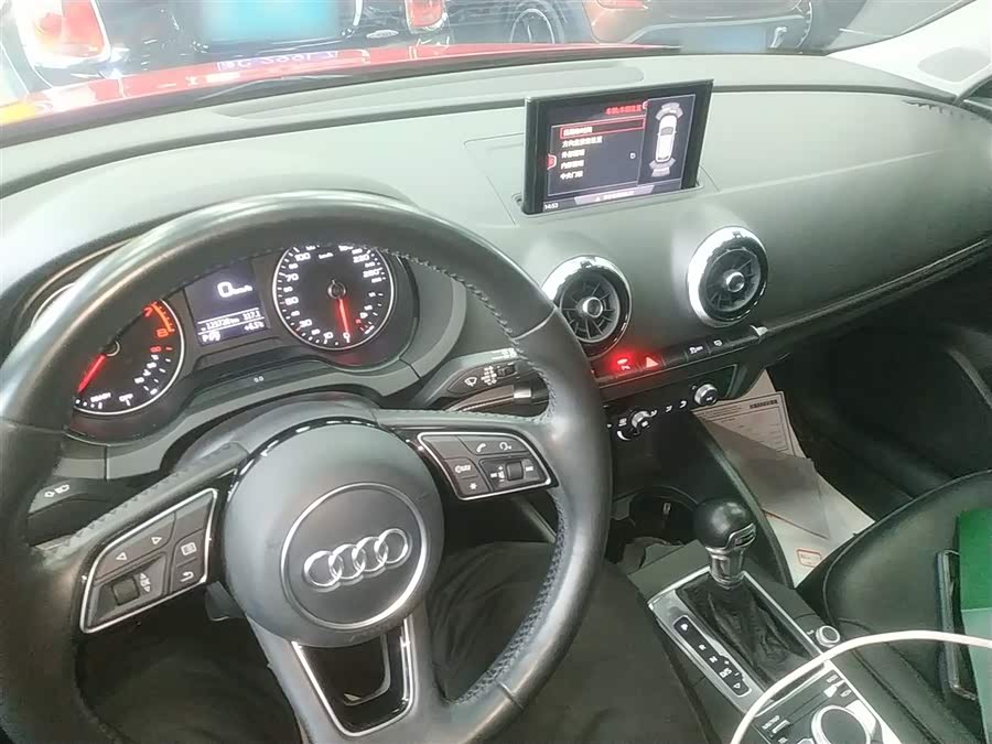 Audi A3 2018 — фото 12