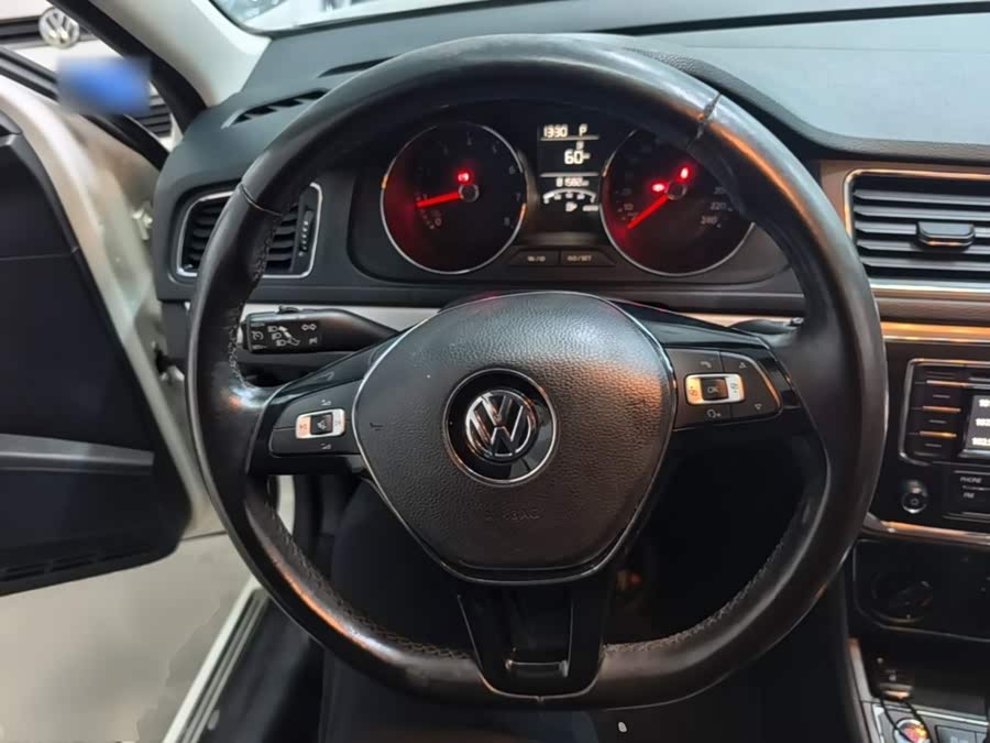 Volkswagen Gran Lavida 2017 — фото 11
