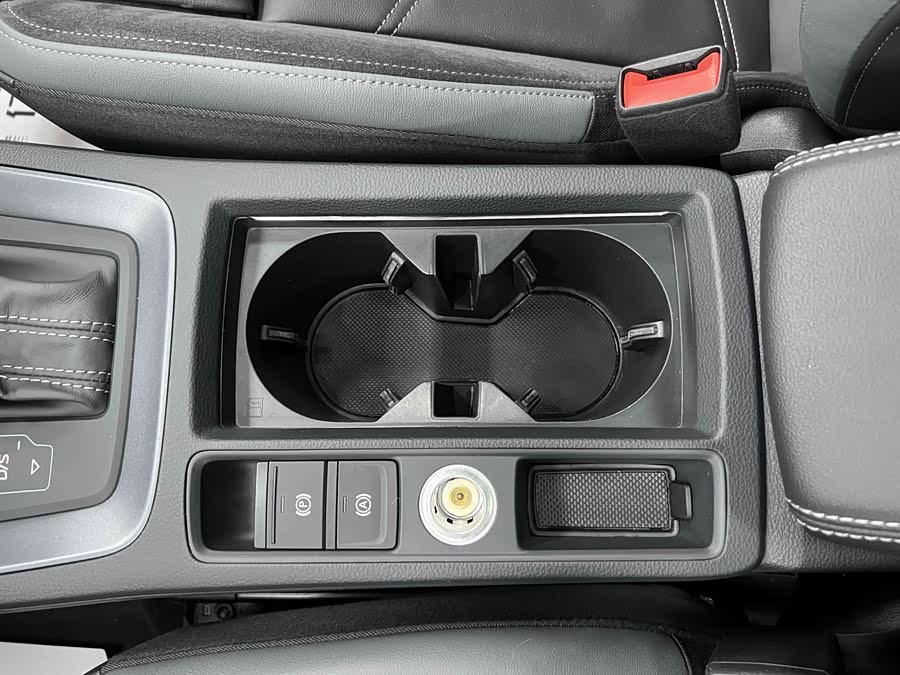 Audi Q3 Sportback 2023 — фото 13