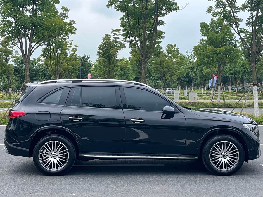 Mercedes-Benz GLC 2024