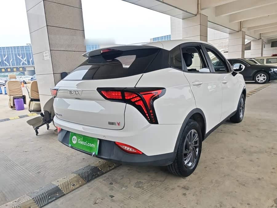 Neta V 2021