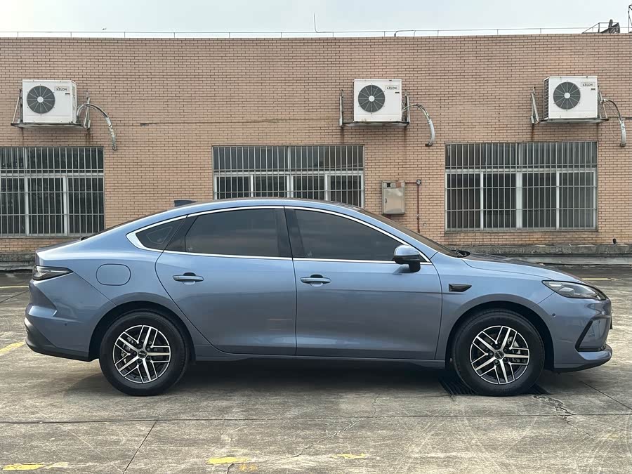 BYD Seal 05 DM-i 2025