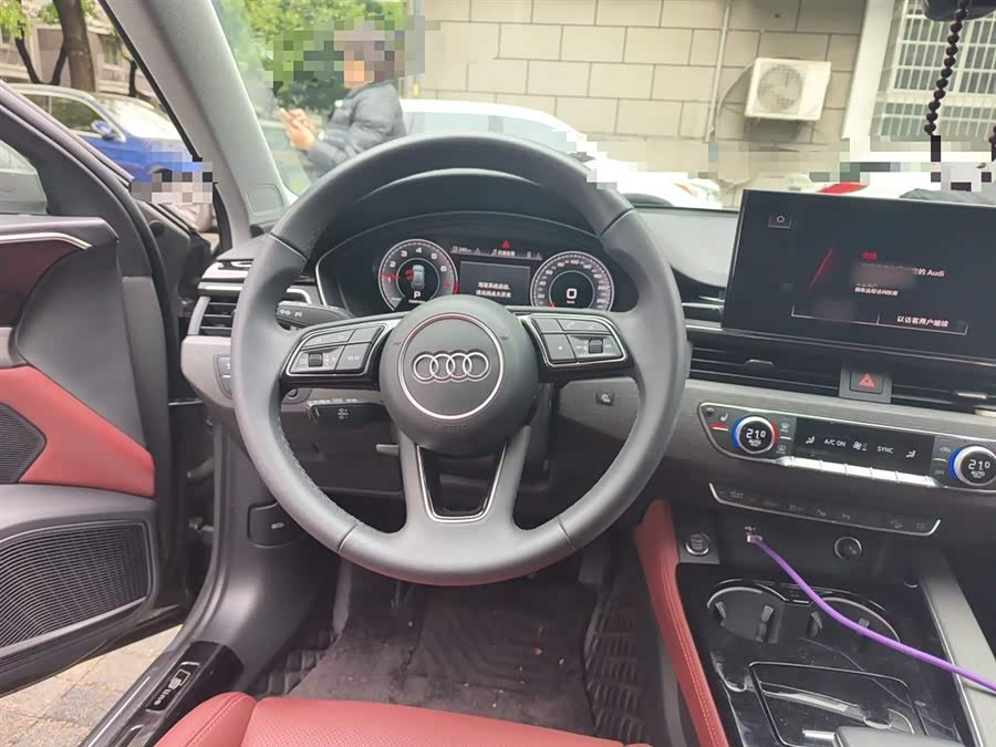 Audi A4 2024