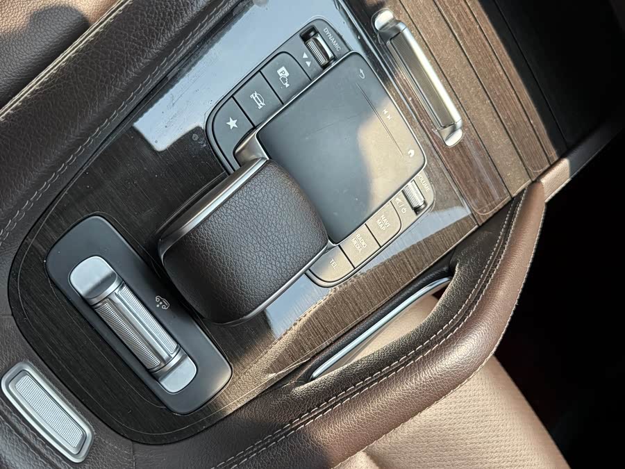 Mercedes-Benz GLE 2020 — фото 19