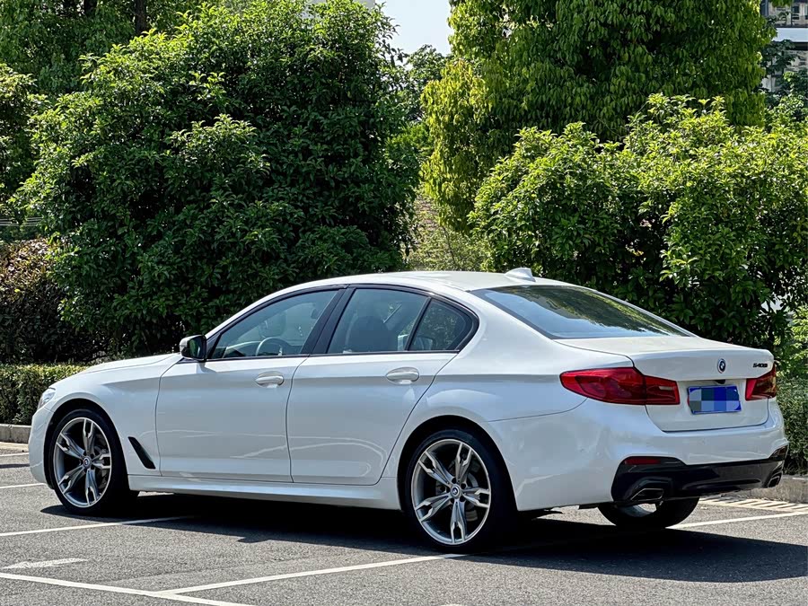BMW 5 Series 2020 — фото 8