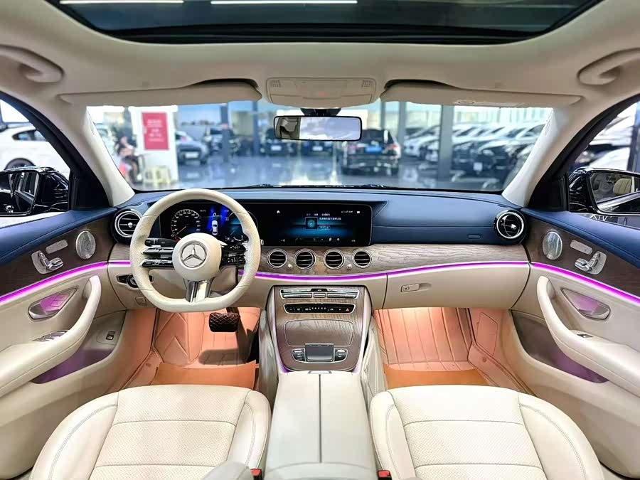 Mercedes-Benz E-Class 2022
