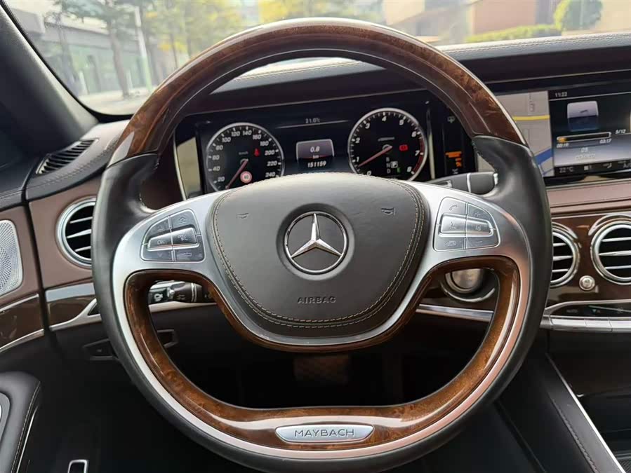 Mercedes-Benz Maybach S-Class 2015