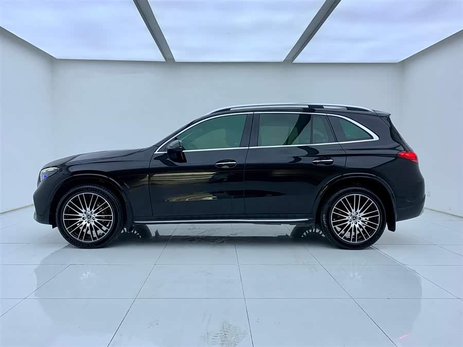 Mercedes-Benz GLC 2024
