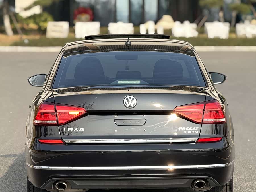 Volkswagen Passat 2016 — фото 19