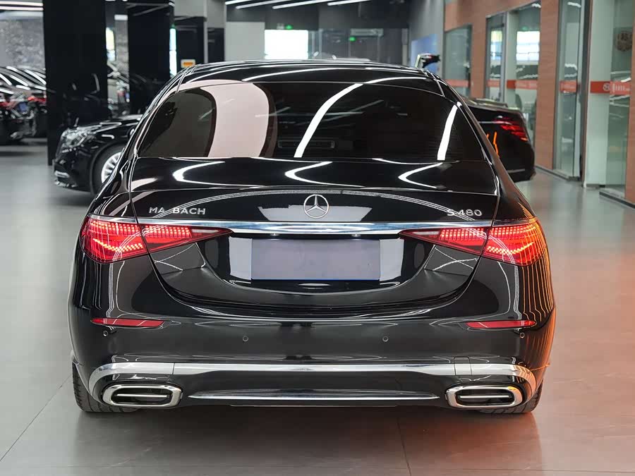 Mercedes-Benz Maybach S-Class 2023