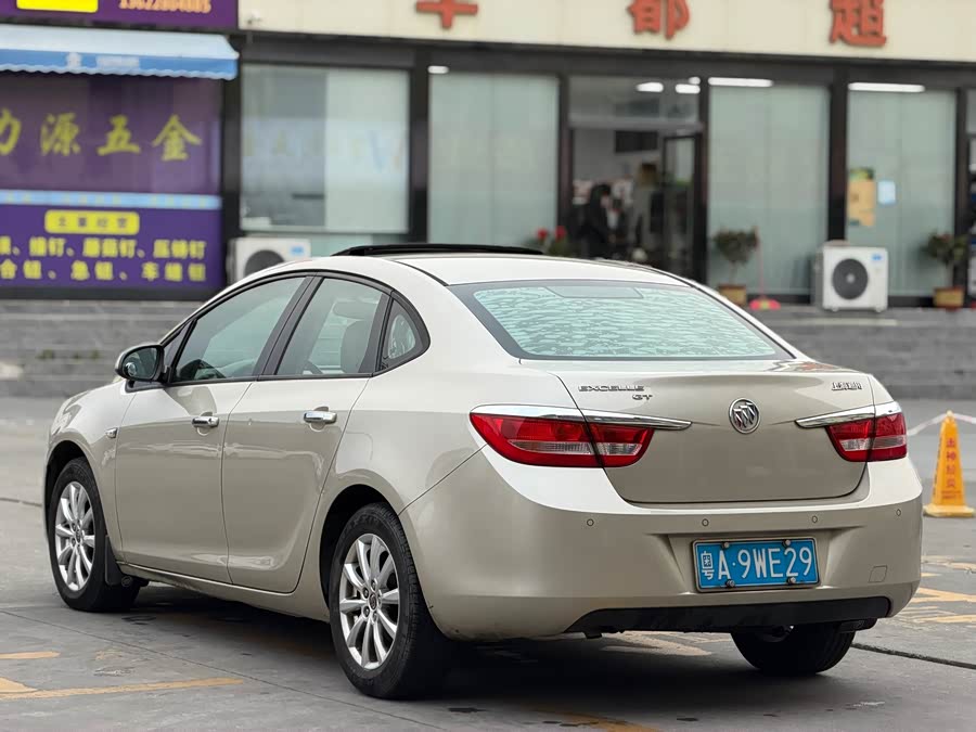 Buick Excelle 2013