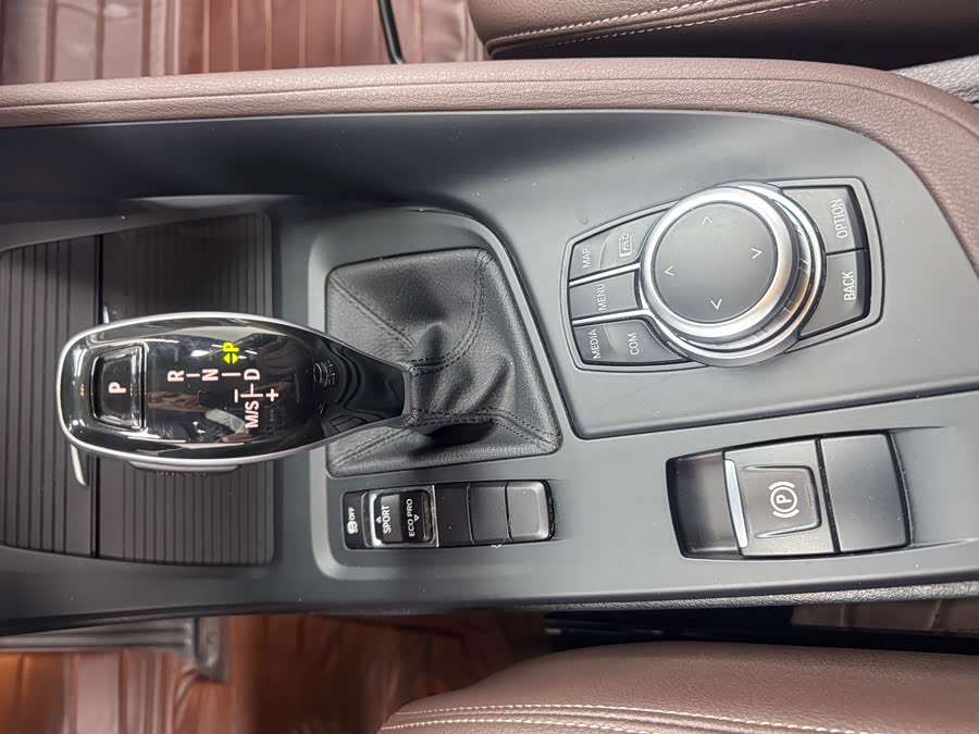 BMW X1 2022 — фото 21
