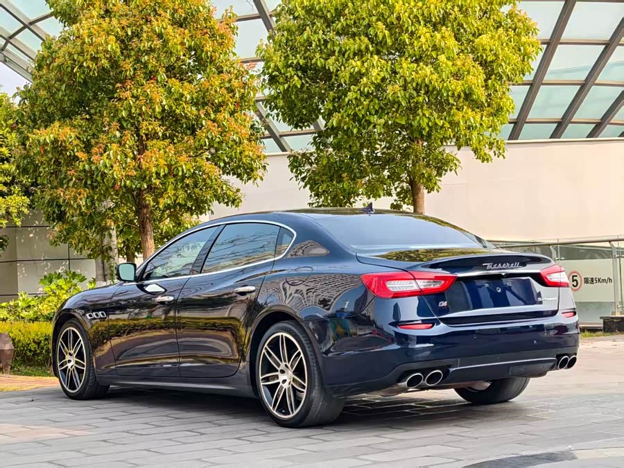 Maserati Quattroporte 2015