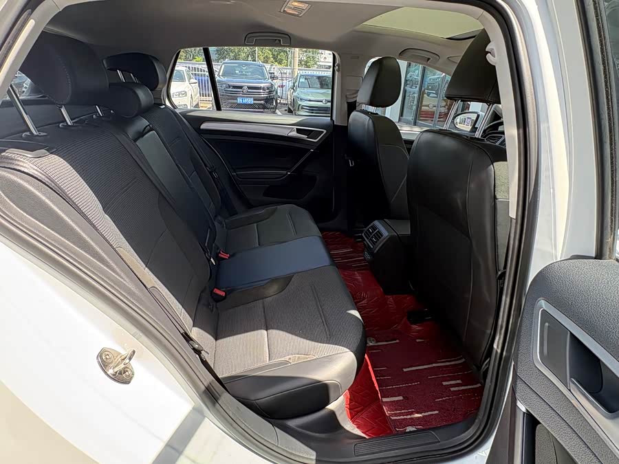 Volkswagen Golf 2020