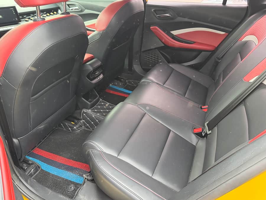 MG MG5 2021