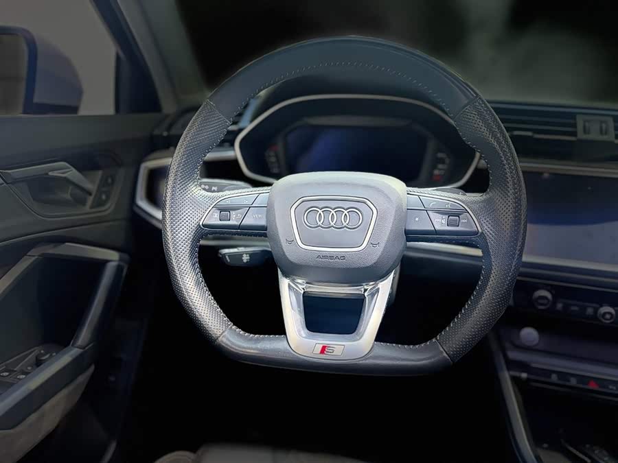 Audi Q3 Sportback 2020 — фото 12
