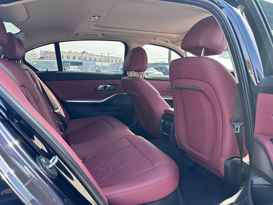 BMW 3 Series 2023 — фото 13