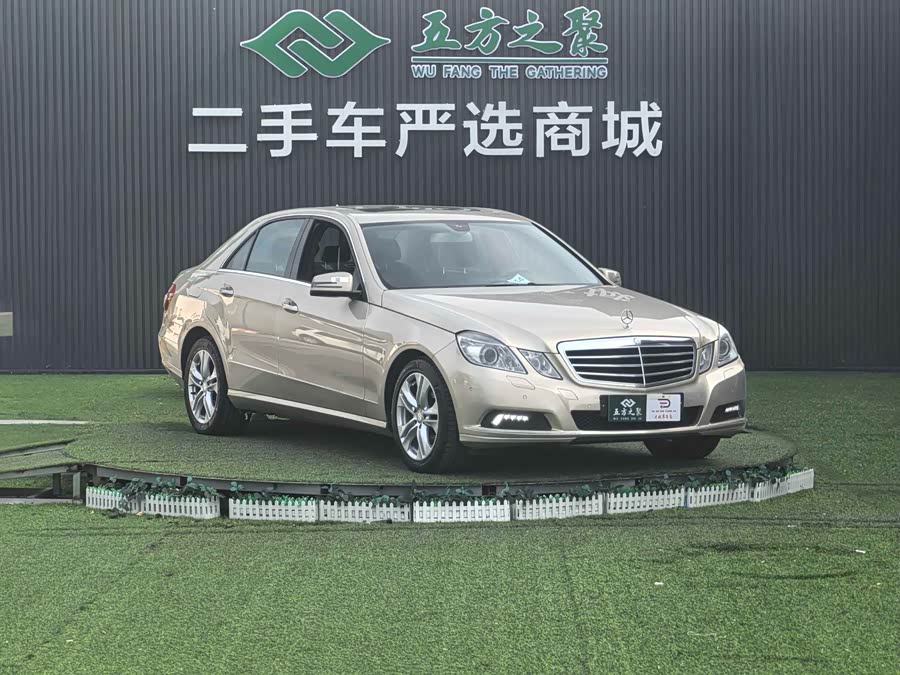 Mercedes-Benz E-Class 2010