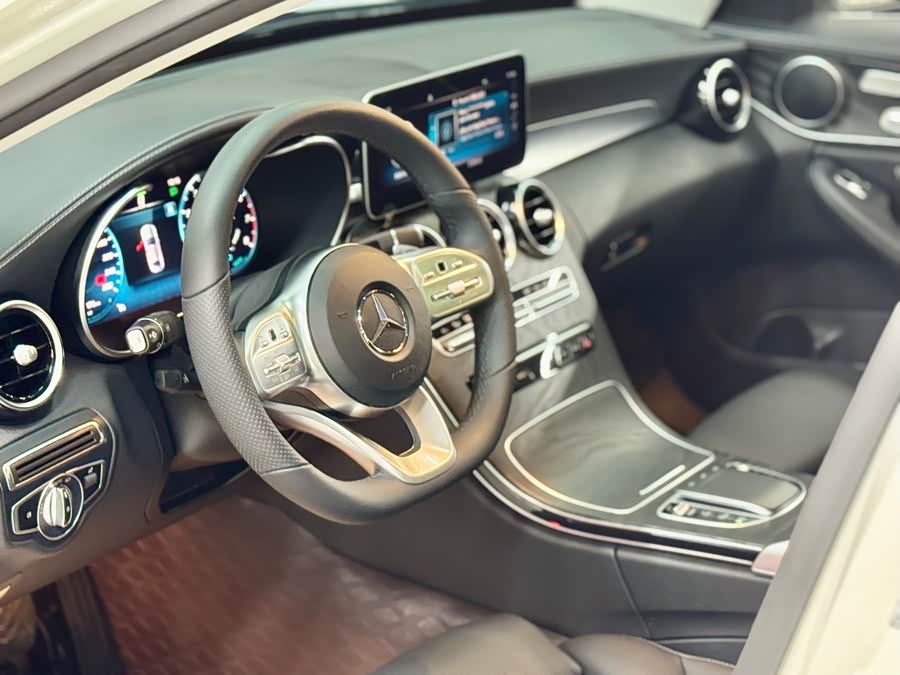 Mercedes-Benz C-Class 2020 — фото 47