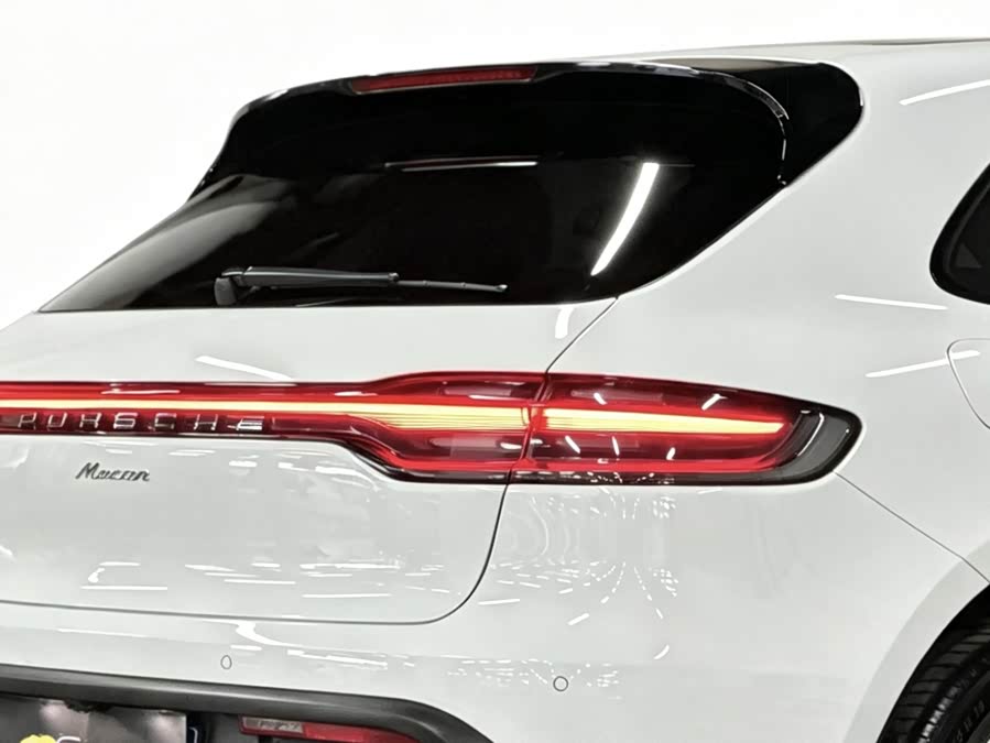 Porsche Macan 2022 — фото 8