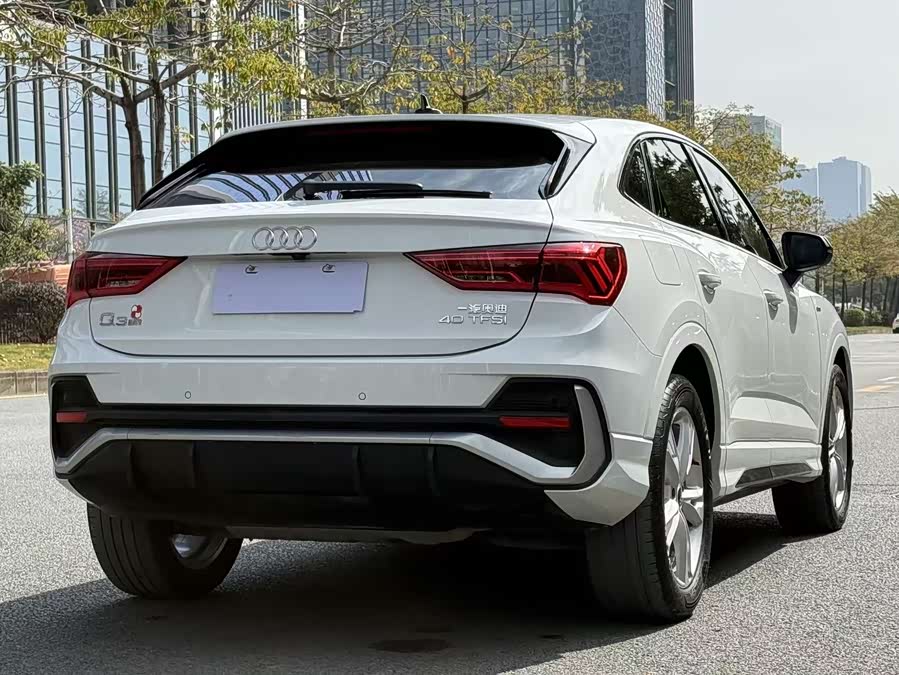 Audi Q3 Sportback 2023 — фото 19