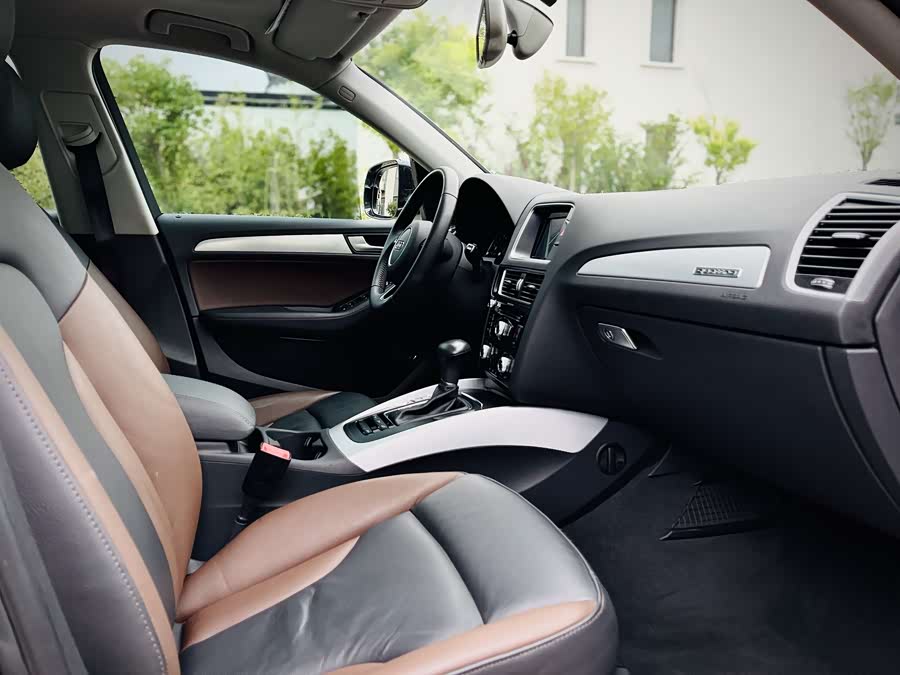 Audi Q5 2017 — фото 14