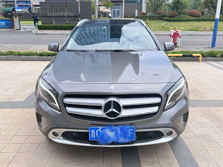 Mercedes-Benz GLA 2015