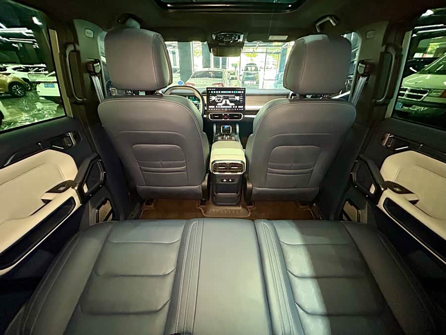 Jetour Traveller C-DM 2024 — фото 31