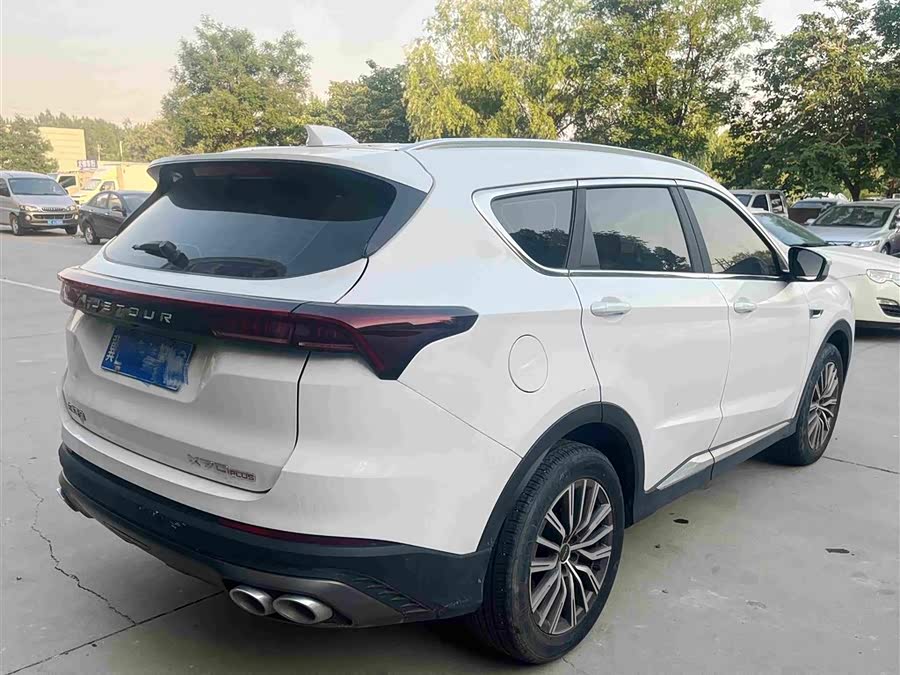 Jetour Jietu X70 PLUS 2023 — фото 12