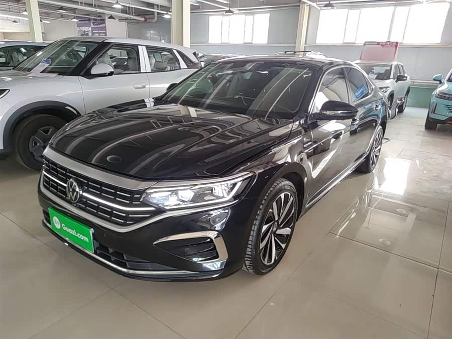 Volkswagen Passat 2023
