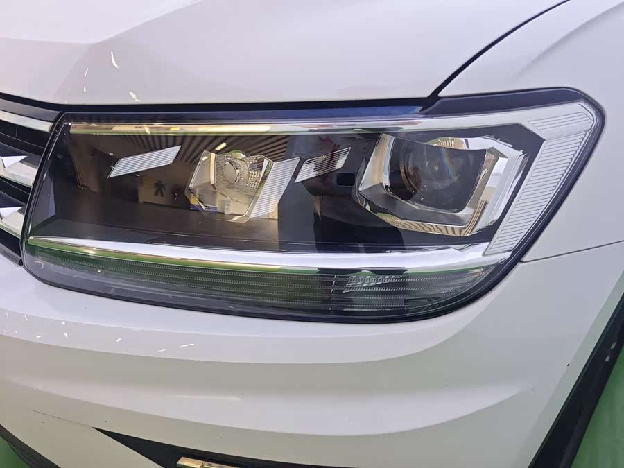 Volkswagen Tiguan L 2021