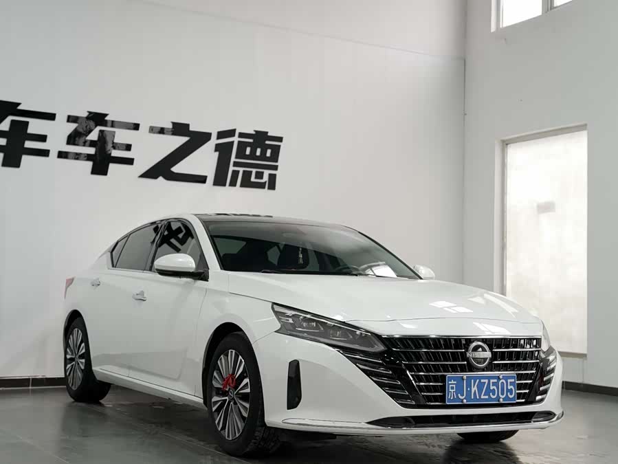 Nissan Teana 2022
