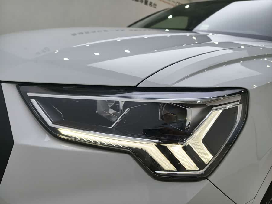 Audi Q3 Sportback 2022 — фото 14