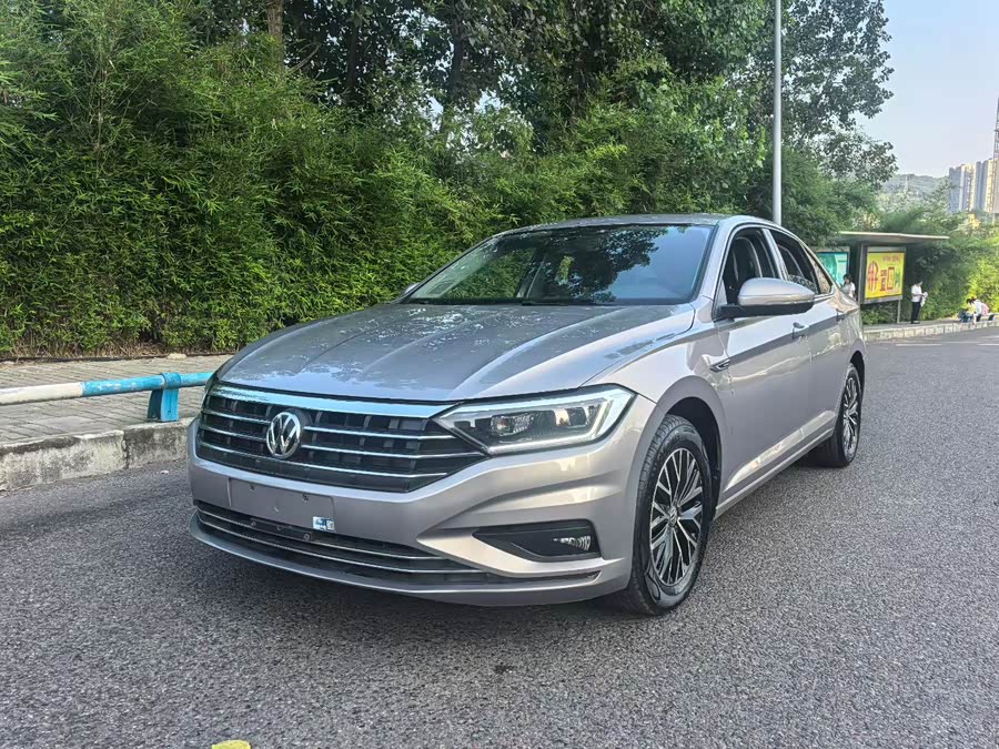 Volkswagen Sagitar 2021