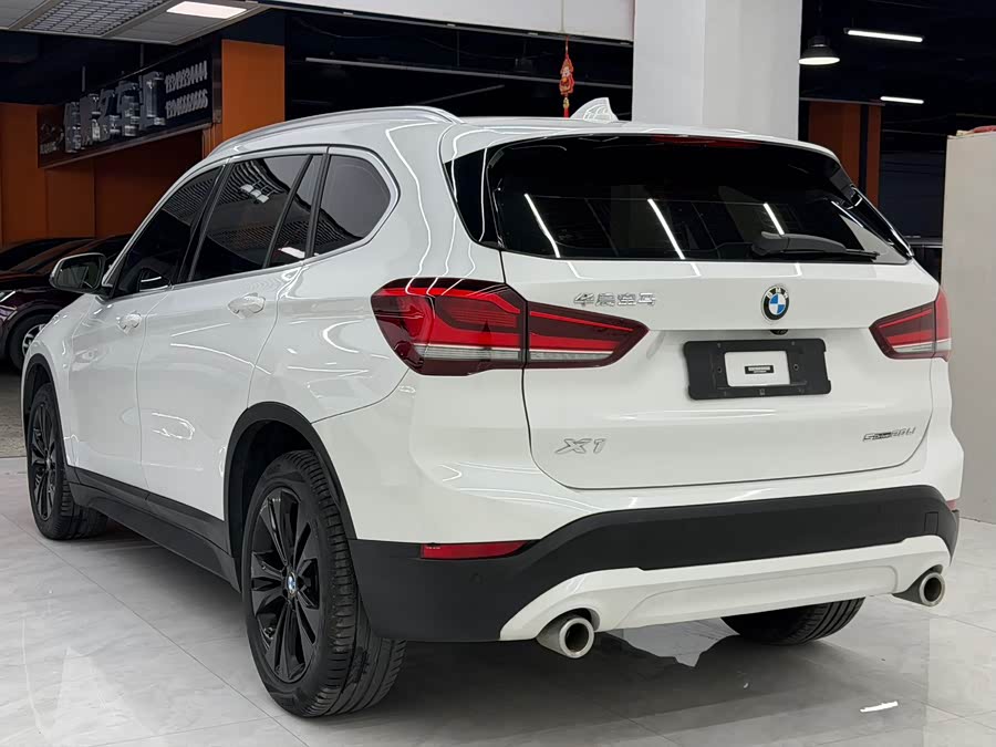 BMW X1 2021 — фото 11