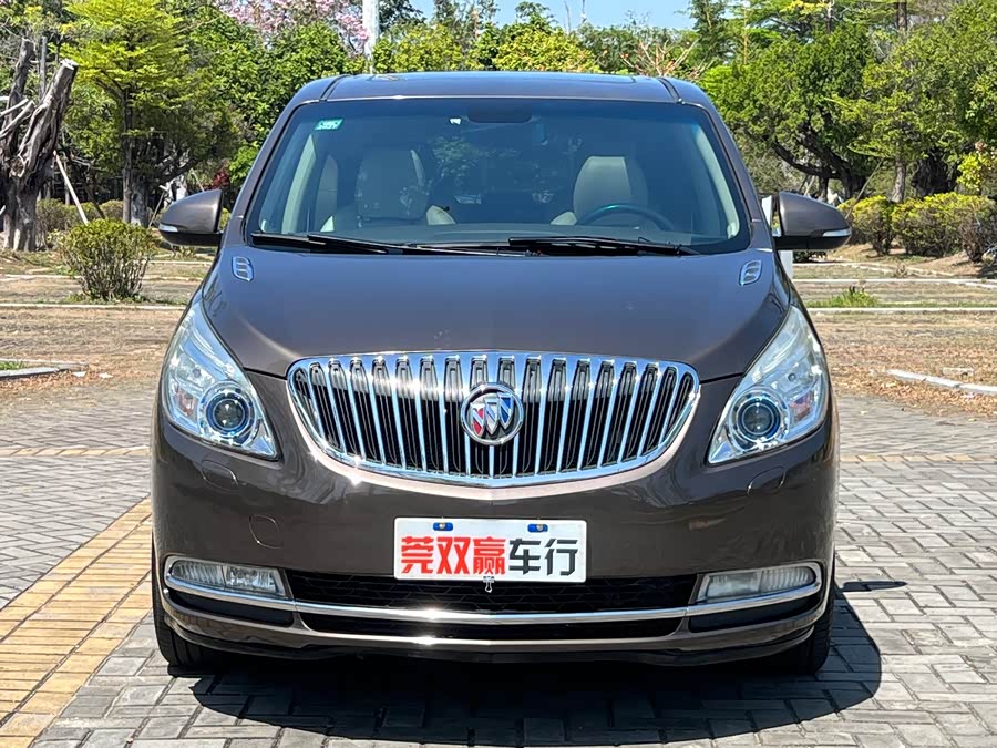 Buick GL8 2013