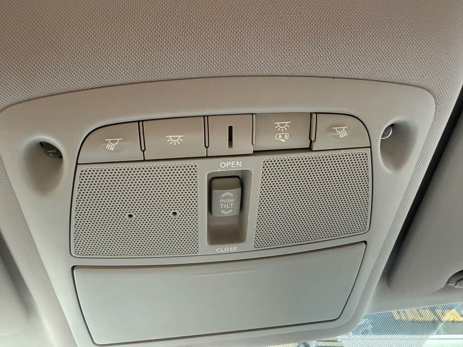 Nissan X-Trail 2015 — фото 28
