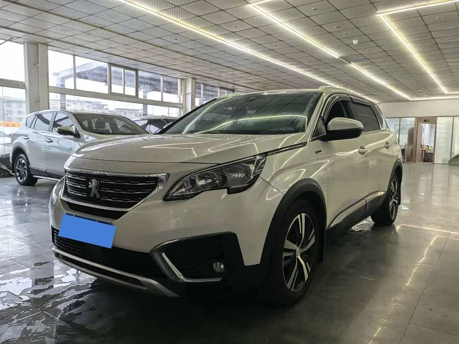 Peugeot 5008 2017