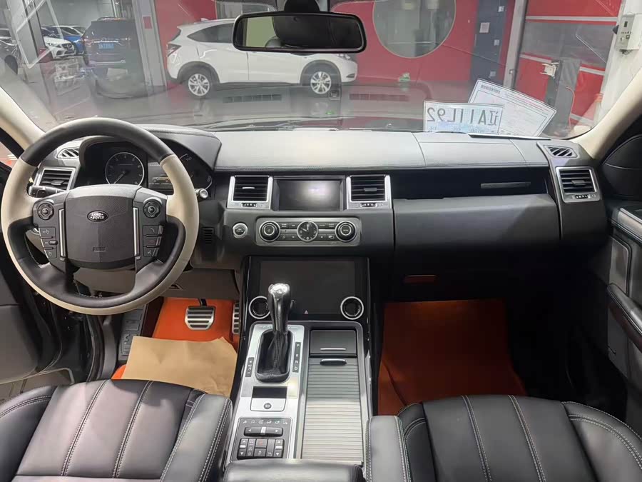 Land Rover Range Rover Sport 2012 — фото 11