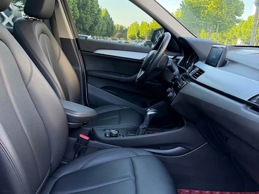 BMW X1 2018 — фото 10